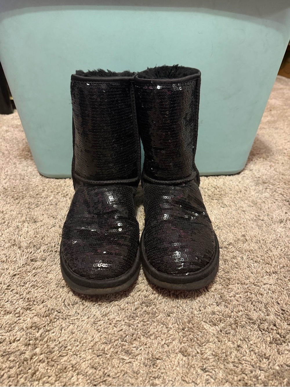 UGG Classic Short Sparkles Black Sequin Boots Women's Size 9 - Style 3161